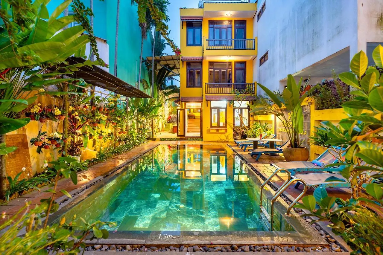 Riverside Oasis Hoi An Ancient Villa Hotel